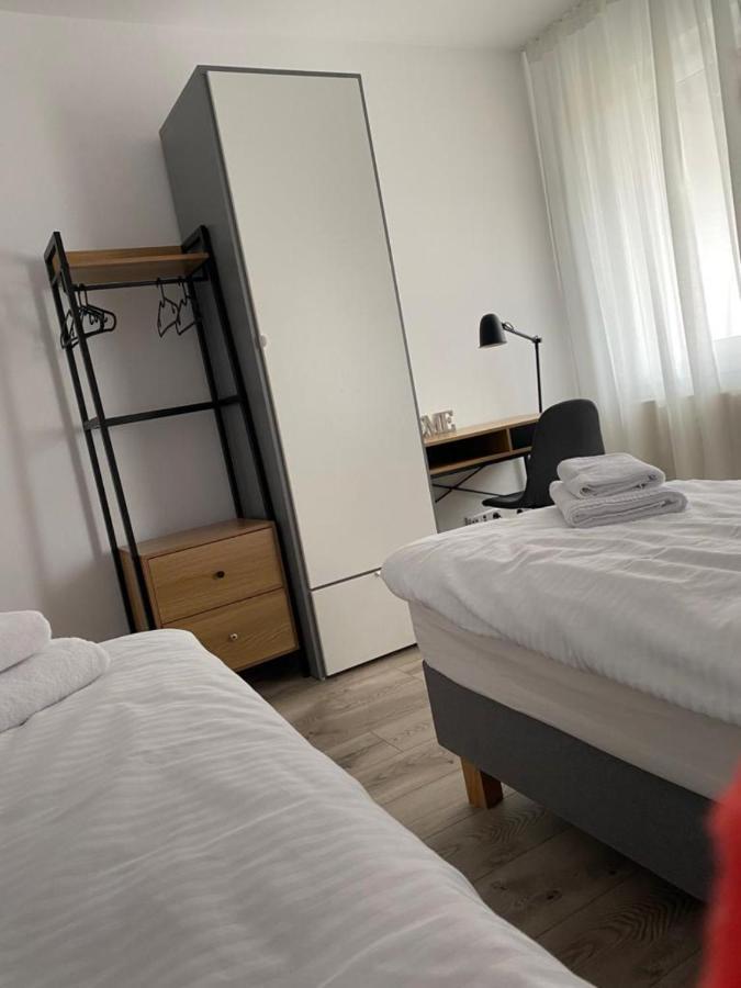 Apartamenty Zatorze 레스노 외부 사진