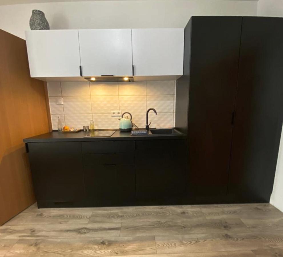 Apartamenty Zatorze 레스노 외부 사진